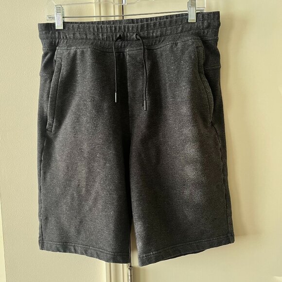 Lululemon Dark Grey Men’s Shorts Size Medium - Picture 1 of 5